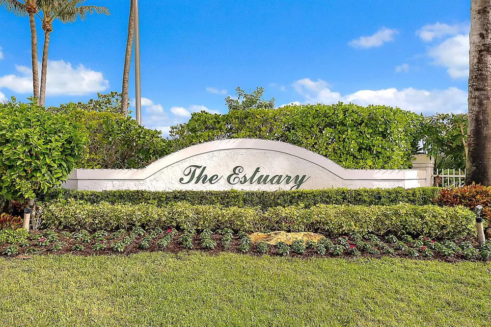 2608 Fairway Drive Jupiter, FL 33477