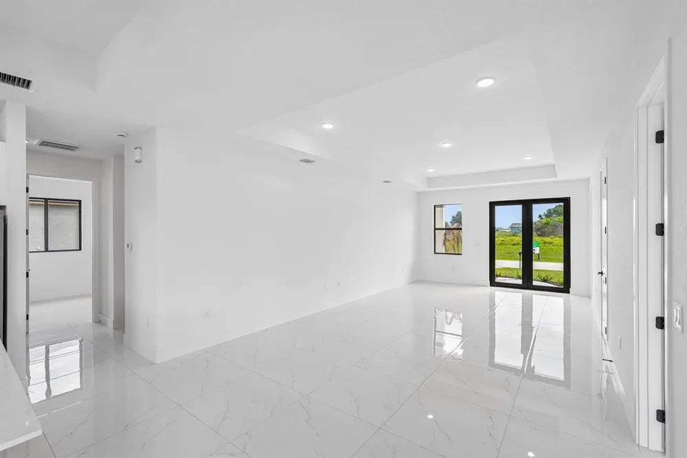 9035 W Broad Circle 