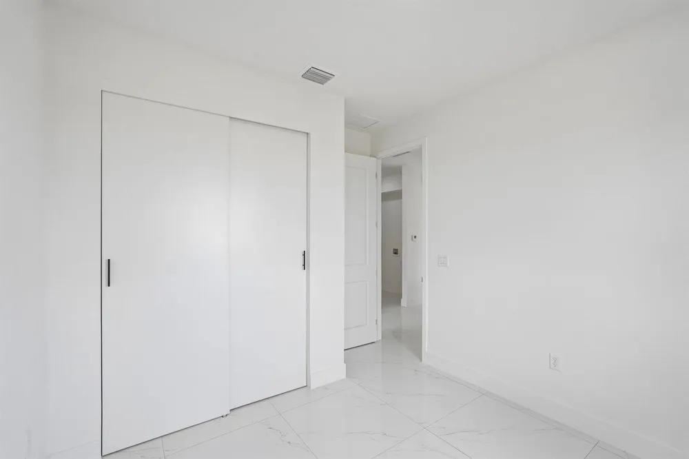 9035 W Broad Circle 