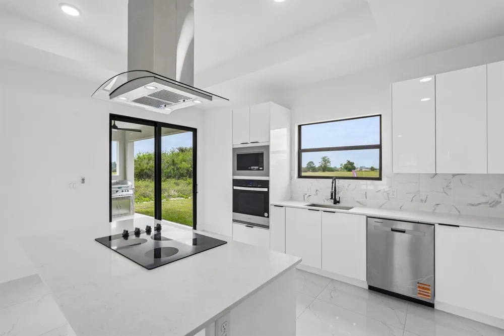 9035 W Broad Circle 