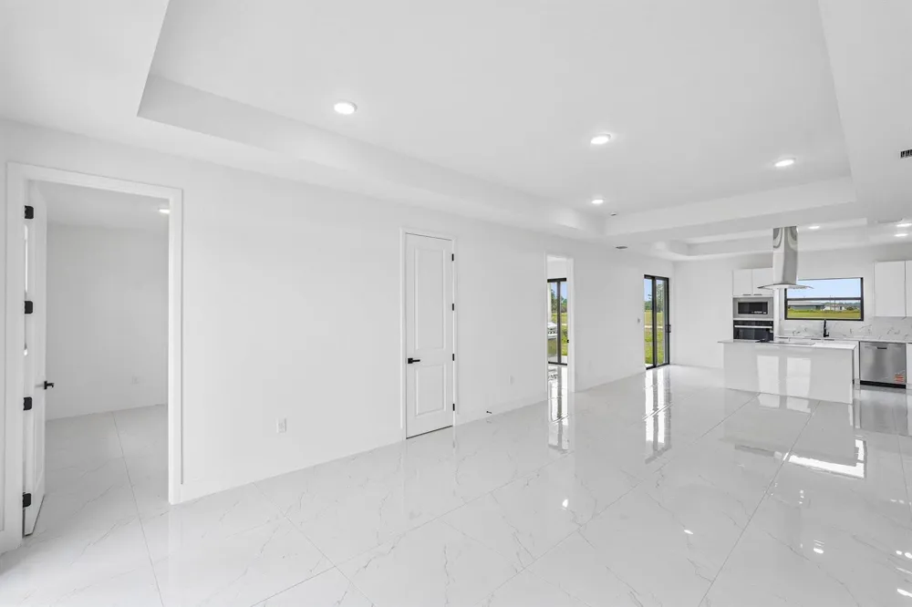 9035 W Broad Circle 