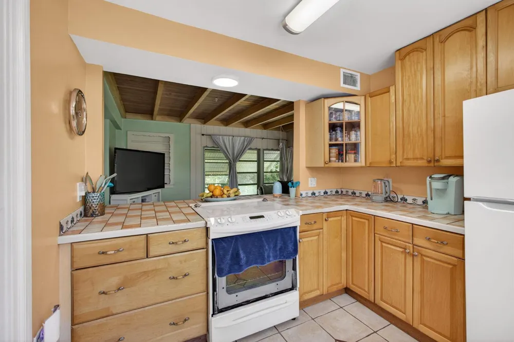 502 49th Street West Palm Beach, FL 33407