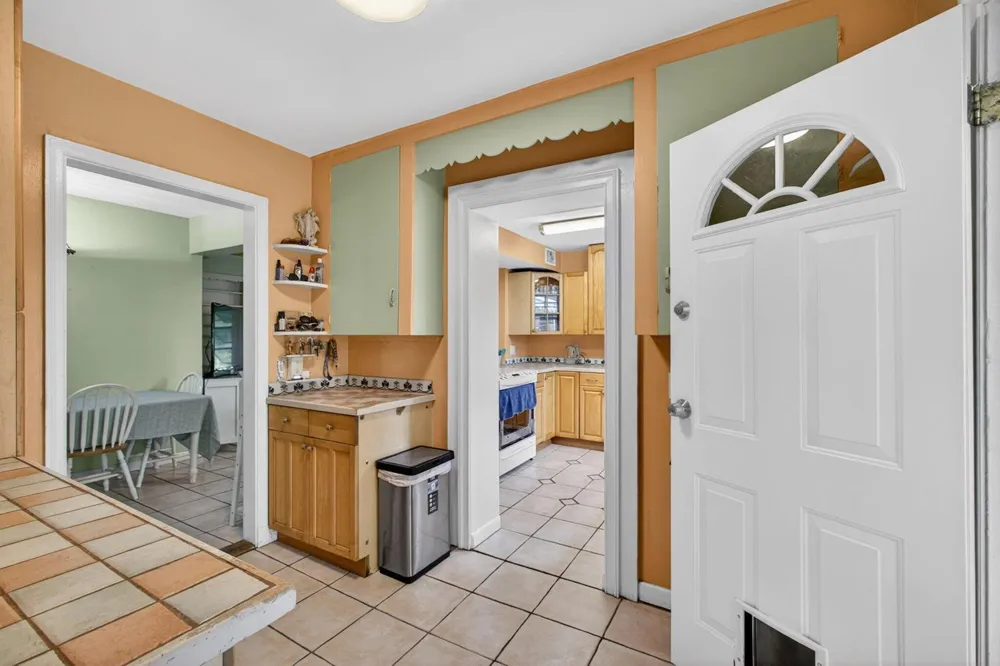 502 49th Street West Palm Beach, FL 33407