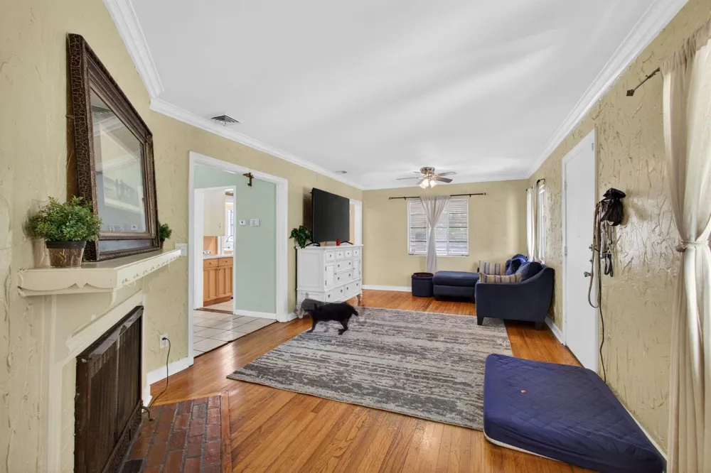 502 49th Street West Palm Beach, FL 33407