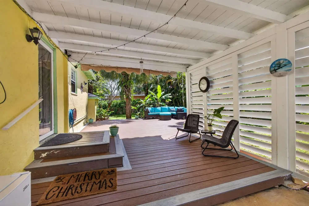 502 49th Street West Palm Beach, FL 33407