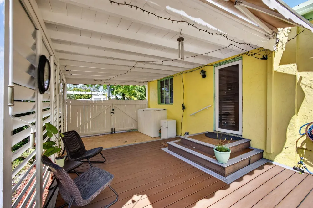 502 49th Street West Palm Beach, FL 33407