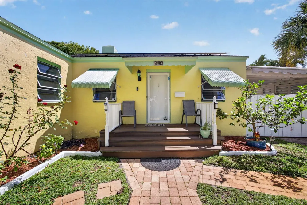 502 49th Street West Palm Beach, FL 33407