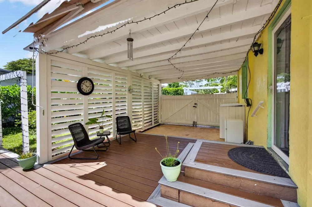 502 49th Street West Palm Beach, FL 33407