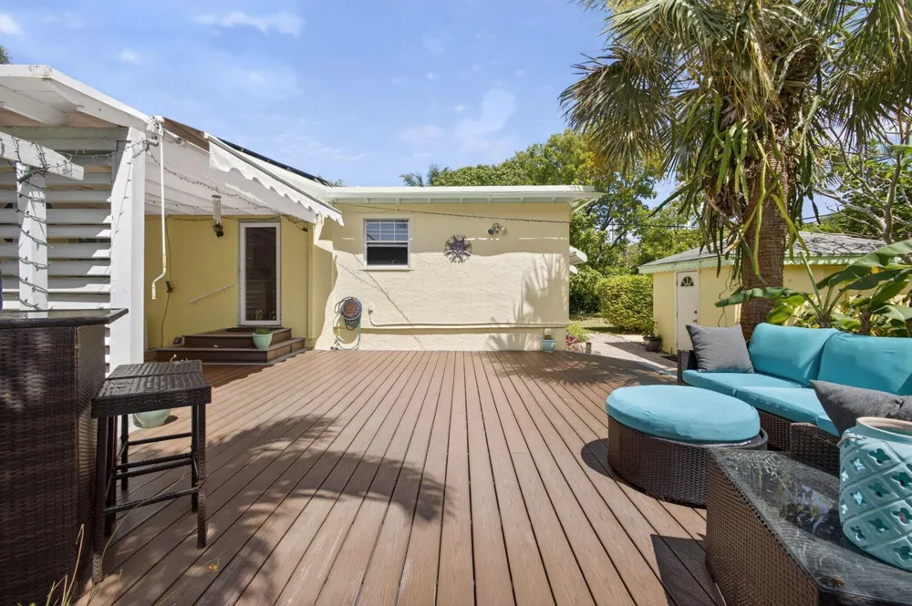 502 49th Street West Palm Beach, FL 33407