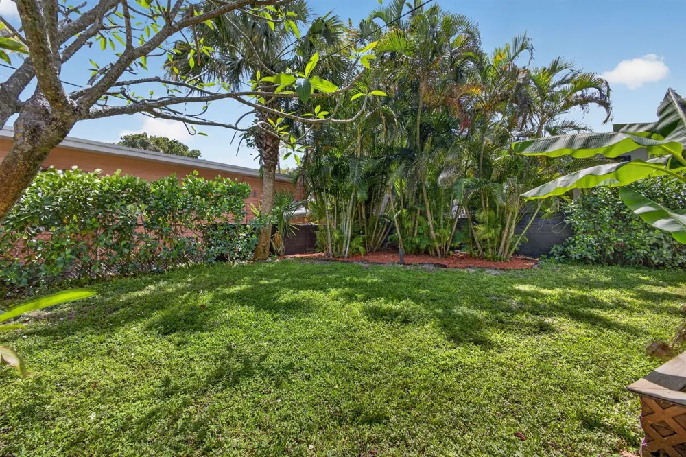 502 49th Street West Palm Beach, FL 33407