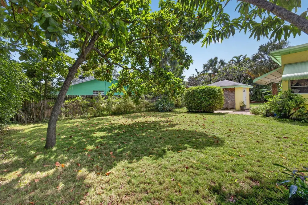 502 49th Street West Palm Beach, FL 33407