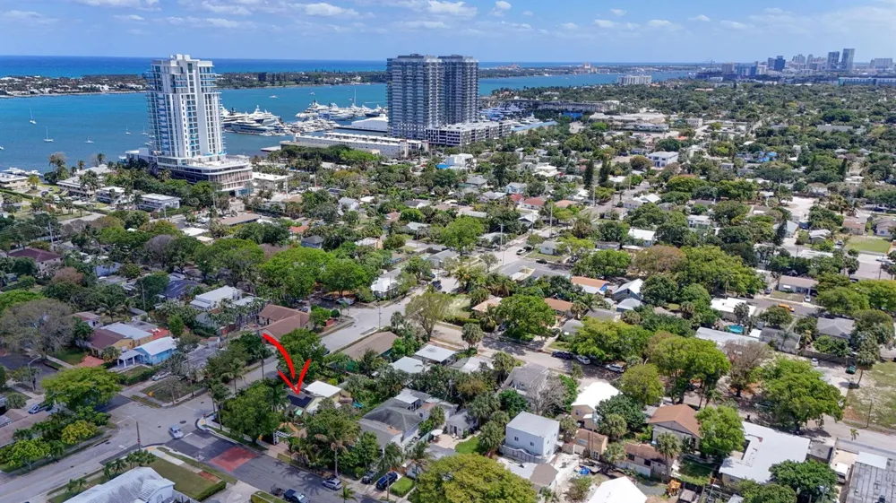 502 49th Street West Palm Beach, FL 33407
