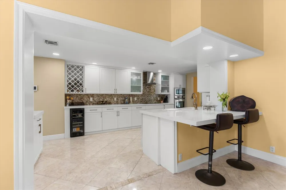 2141 NE 29th Street Lighthouse Point, FL 33064