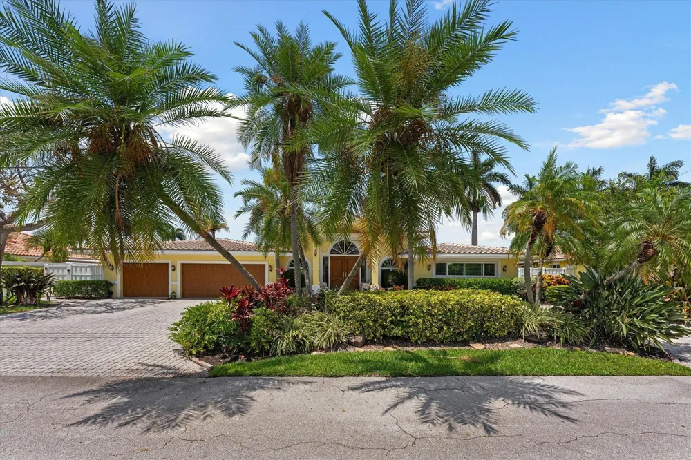 2141 NE 29th Street Lighthouse Point, FL 33064