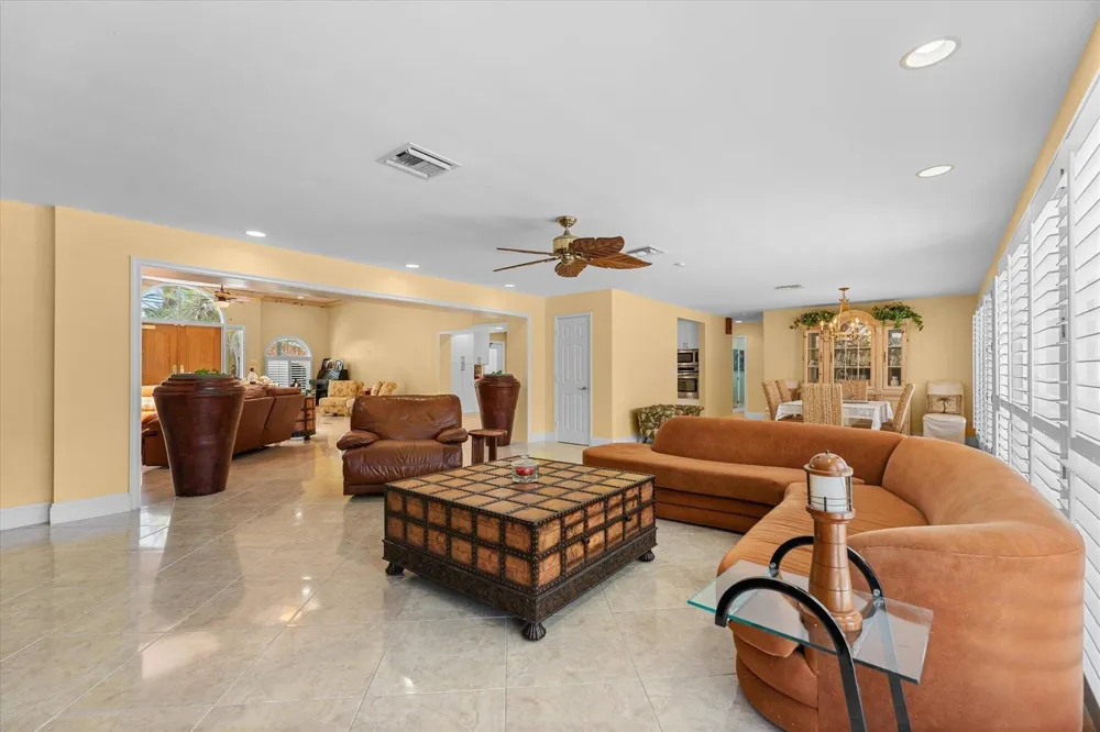2141 NE 29th Street Lighthouse Point, FL 33064