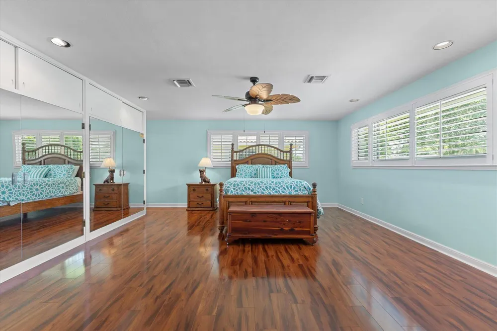 2141 NE 29th Street Lighthouse Point, FL 33064