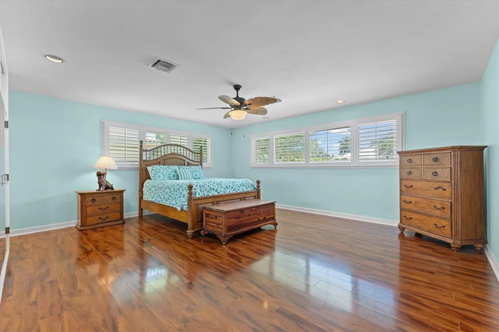 2141 NE 29th Street Lighthouse Point, FL 33064