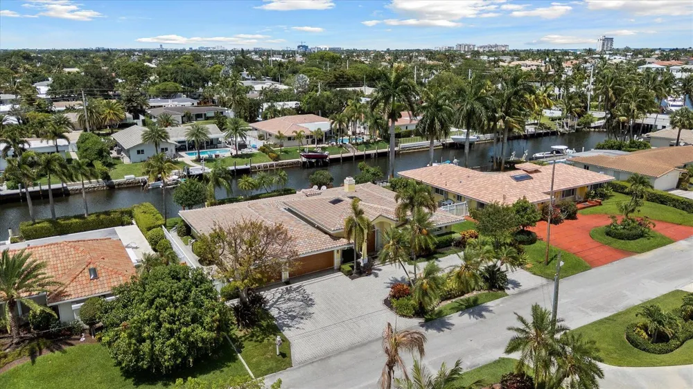 2141 NE 29th Street Lighthouse Point, FL 33064