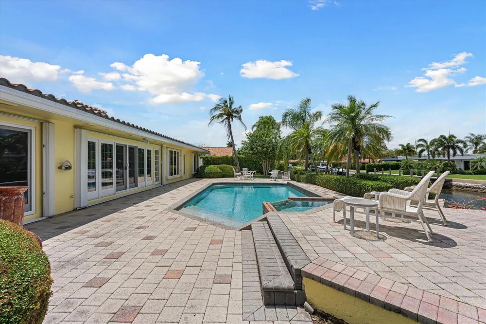 2141 NE 29th Street Lighthouse Point, FL 33064