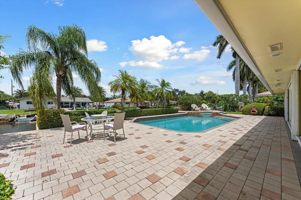 2141 NE 29th Street Lighthouse Point, FL 33064