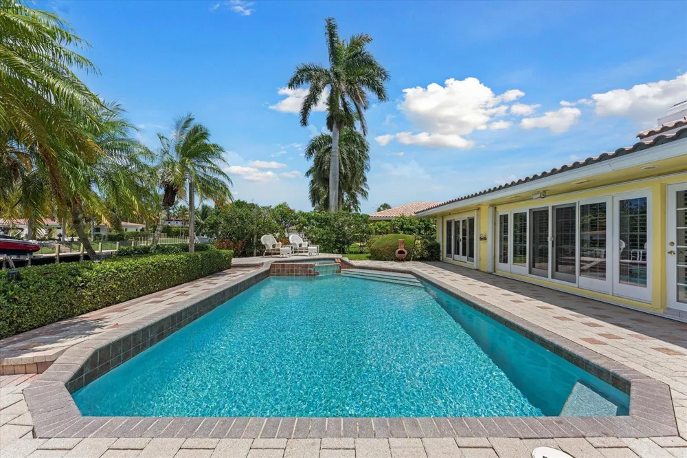 2141 NE 29th Street Lighthouse Point, FL 33064