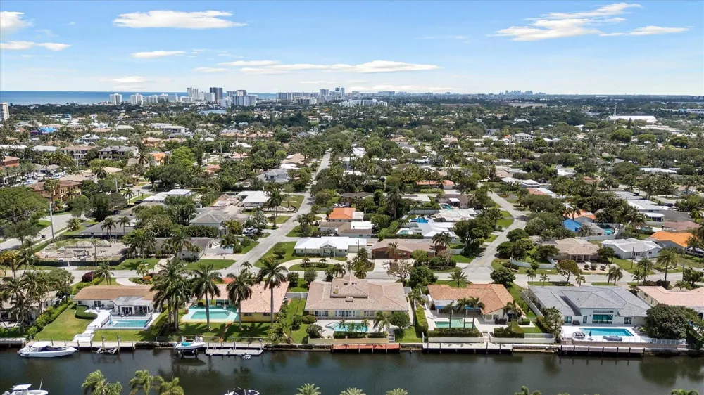 2141 NE 29th Street Lighthouse Point, FL 33064