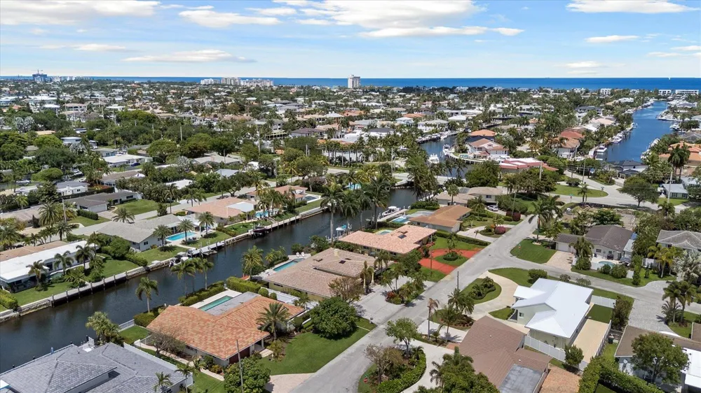 2141 NE 29th Street Lighthouse Point, FL 33064