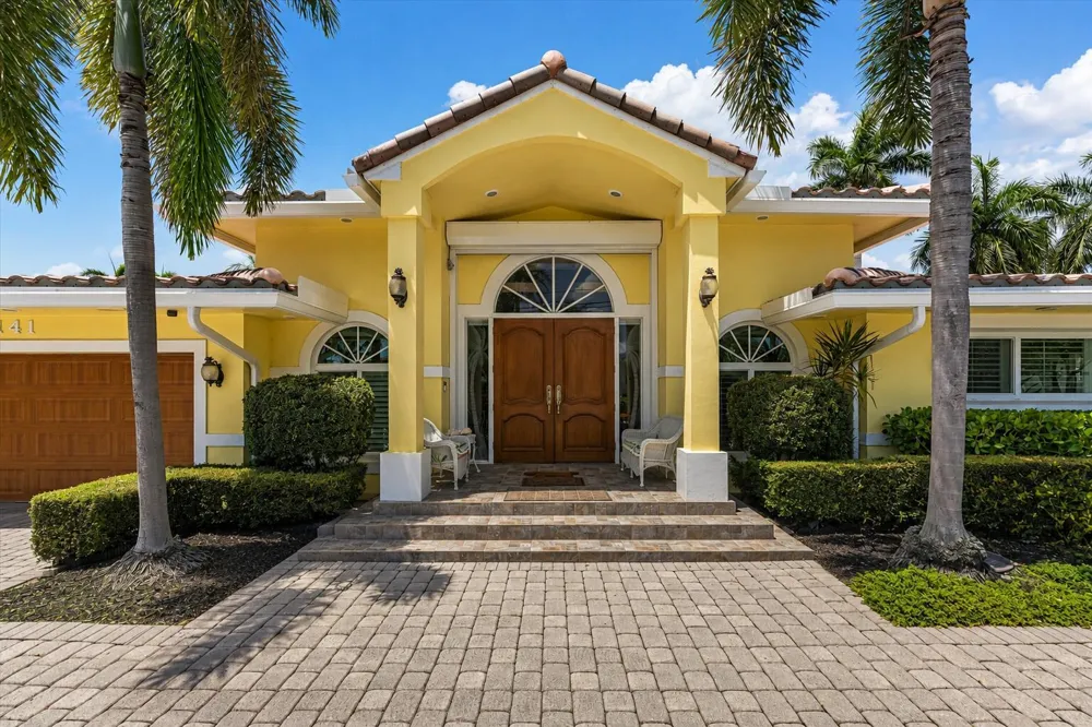 2141 NE 29th Street Lighthouse Point, FL 33064