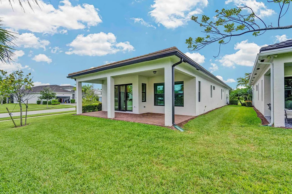 5501 Santa Rosa Lane Westlake, FL 33470