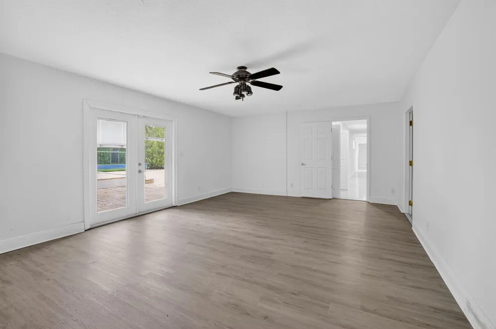 8044 Twin Lake Drive Boca Raton, FL 33496