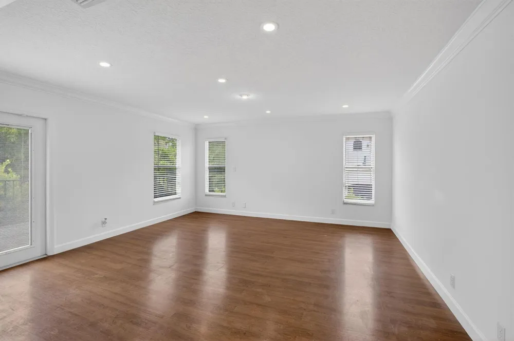 8044 Twin Lake Drive Boca Raton, FL 33496