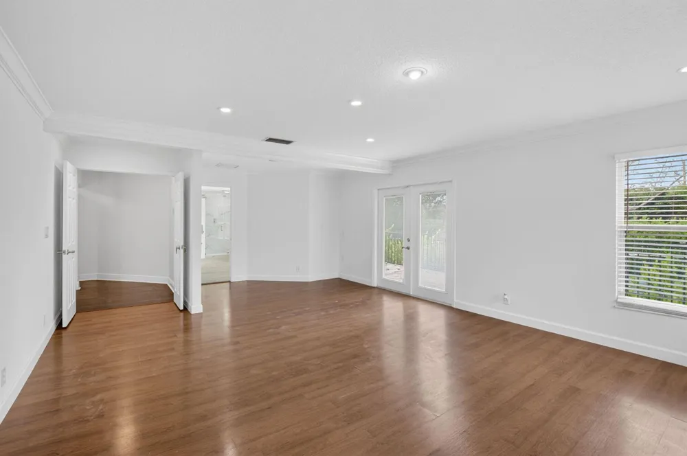 8044 Twin Lake Drive Boca Raton, FL 33496