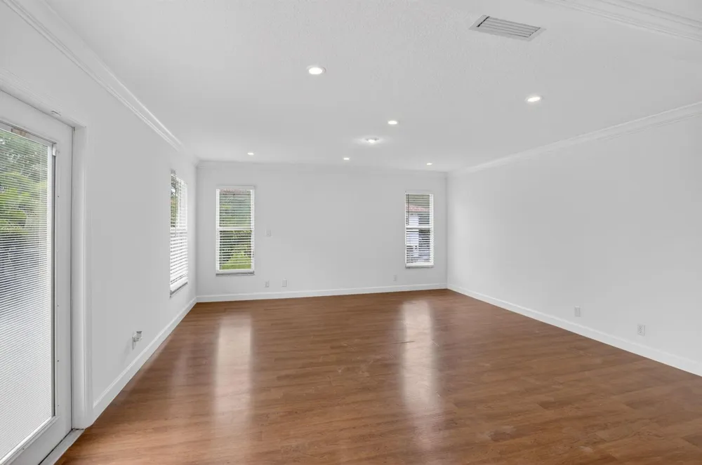8044 Twin Lake Drive Boca Raton, FL 33496