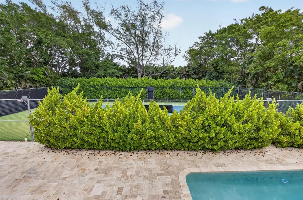 8044 Twin Lake Drive Boca Raton, FL 33496