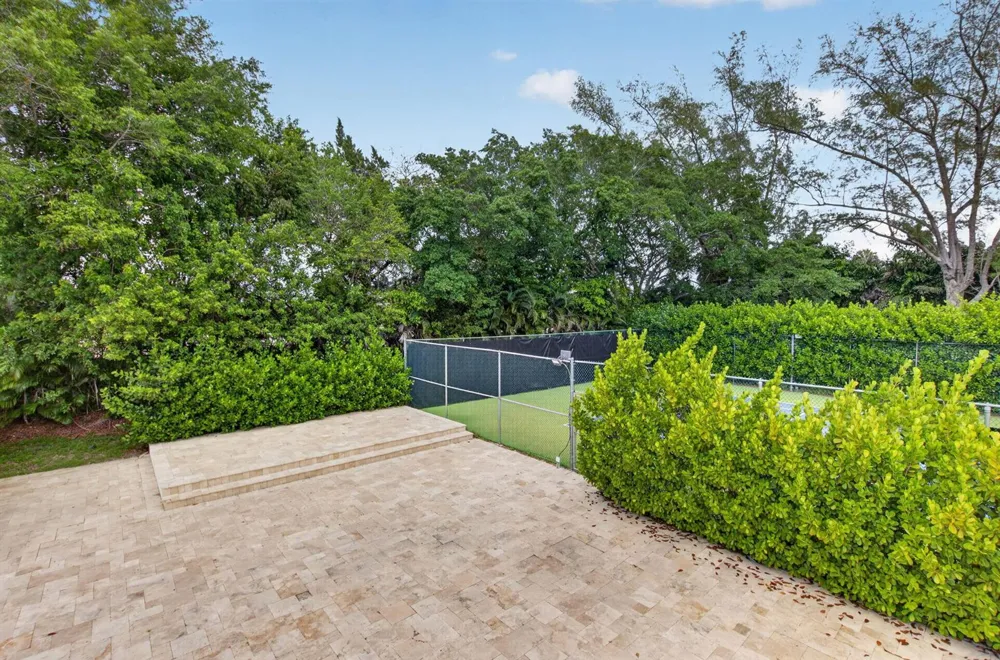 8044 Twin Lake Drive Boca Raton, FL 33496