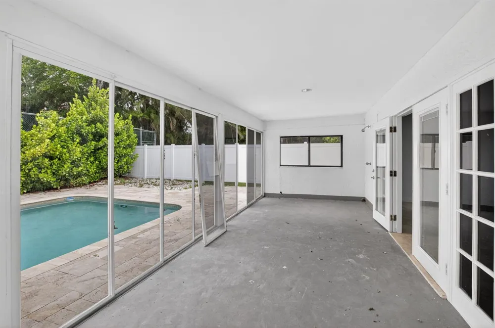 8044 Twin Lake Drive Boca Raton, FL 33496