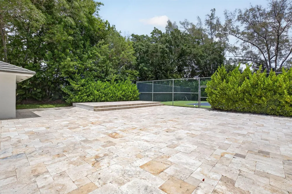8044 Twin Lake Drive Boca Raton, FL 33496