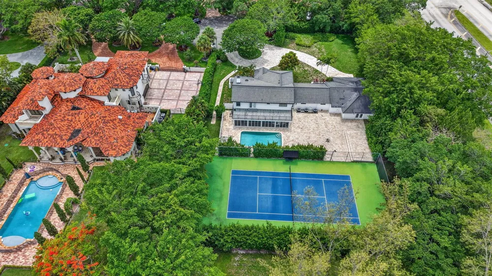 8044 Twin Lake Drive Boca Raton, FL 33496
