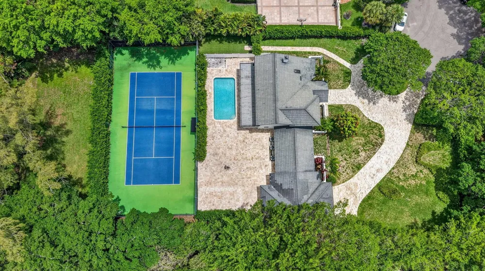 8044 Twin Lake Drive Boca Raton, FL 33496