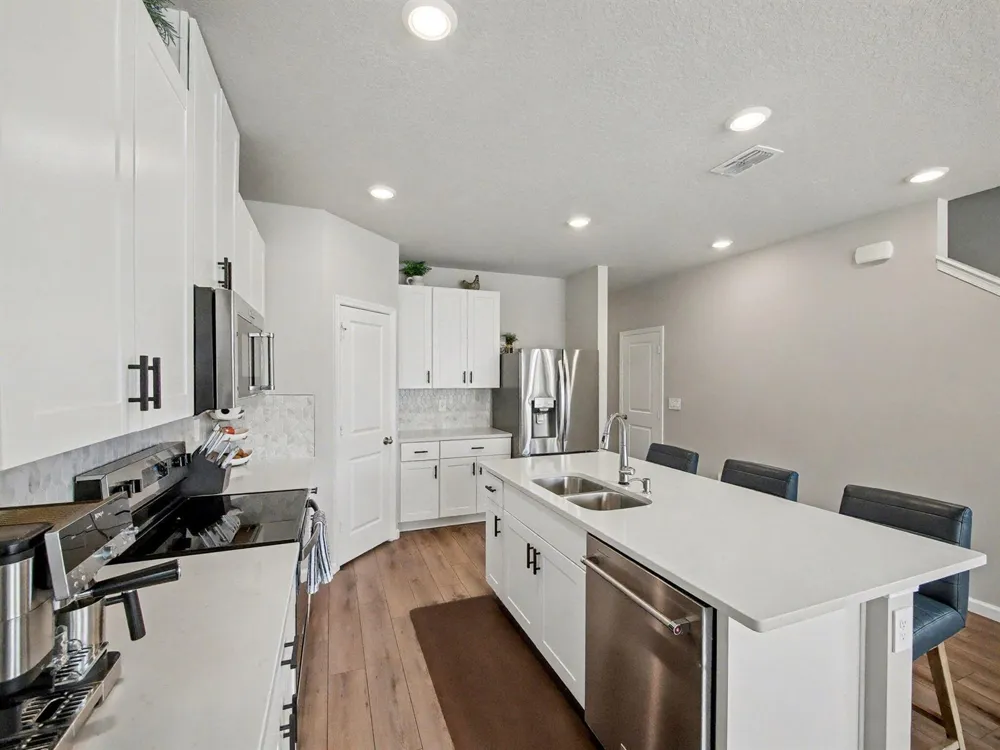 5747 SE Edgewater Circle Stuart, FL 34997