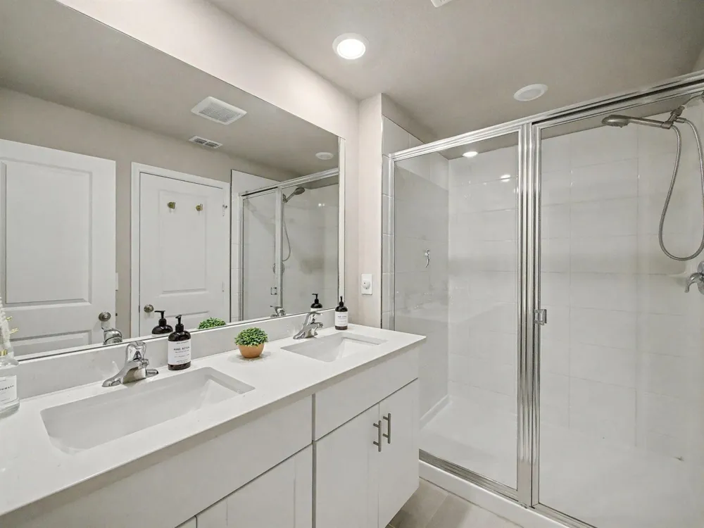 5747 SE Edgewater Circle Stuart, FL 34997