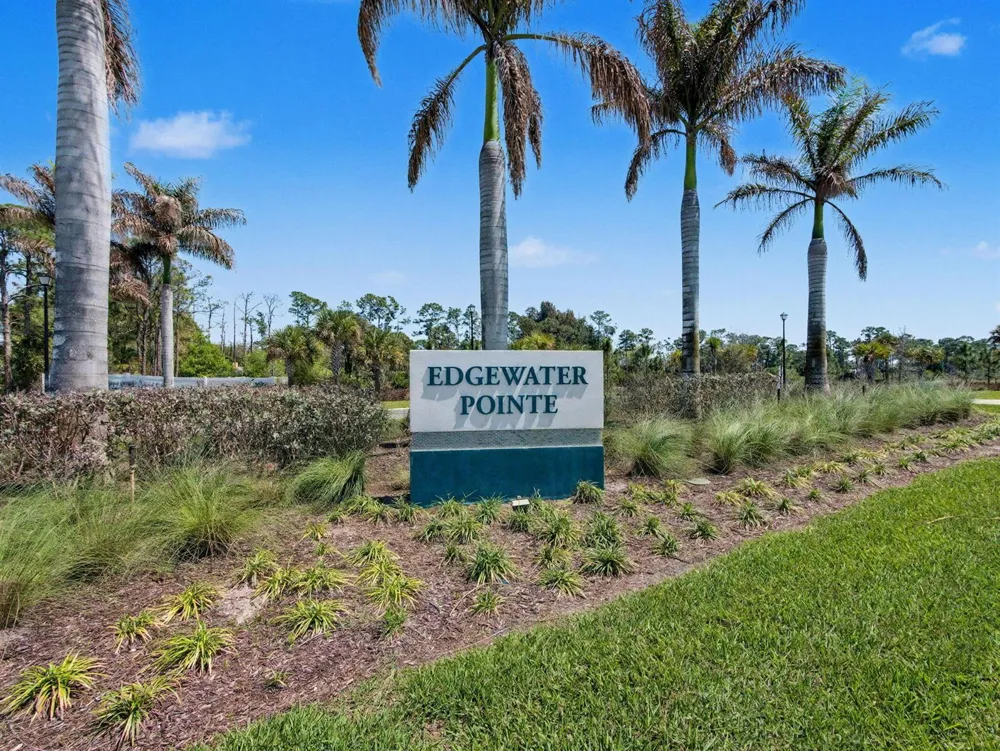 5747 SE Edgewater Circle Stuart, FL 34997