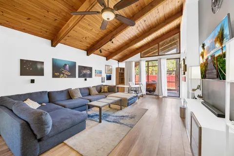 6100 NW 32nd Terrace
