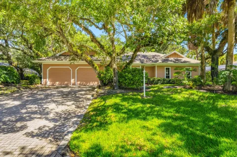 1027 Mangrove Lane