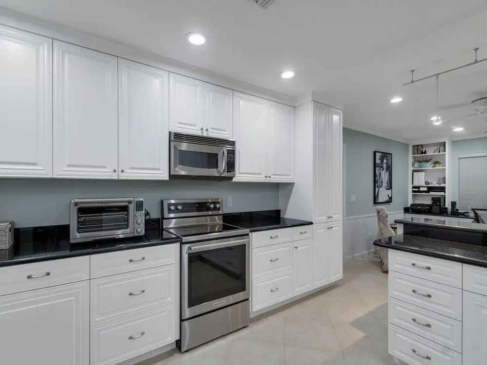 2301 Avalon Avenue Vero Beach, FL 32960