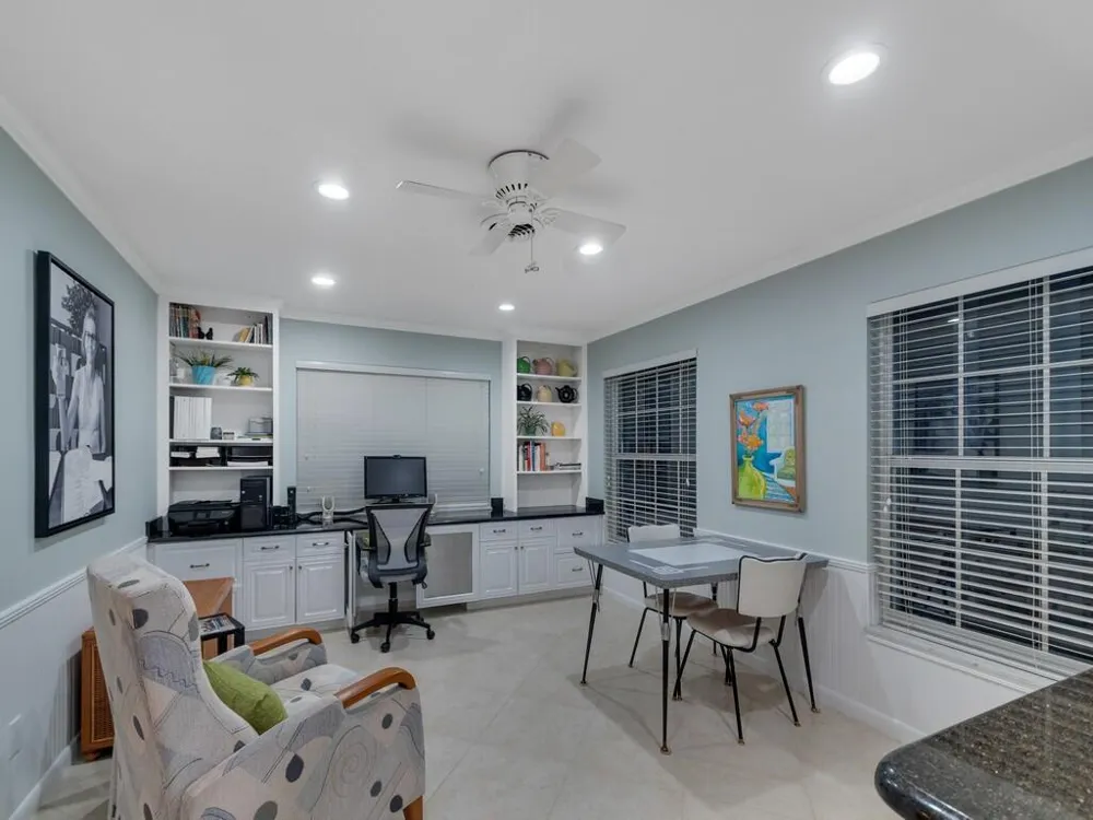 2301 Avalon Avenue Vero Beach, FL 32960