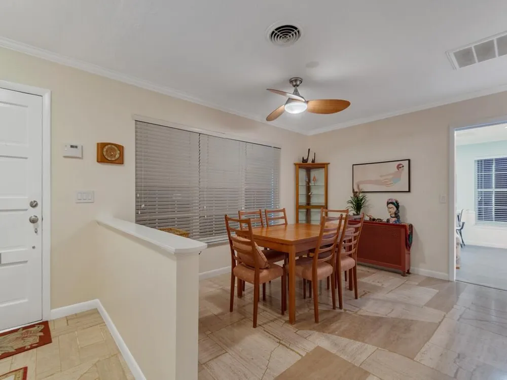 2301 Avalon Avenue Vero Beach, FL 32960