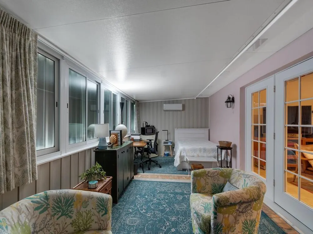 2301 Avalon Avenue Vero Beach, FL 32960