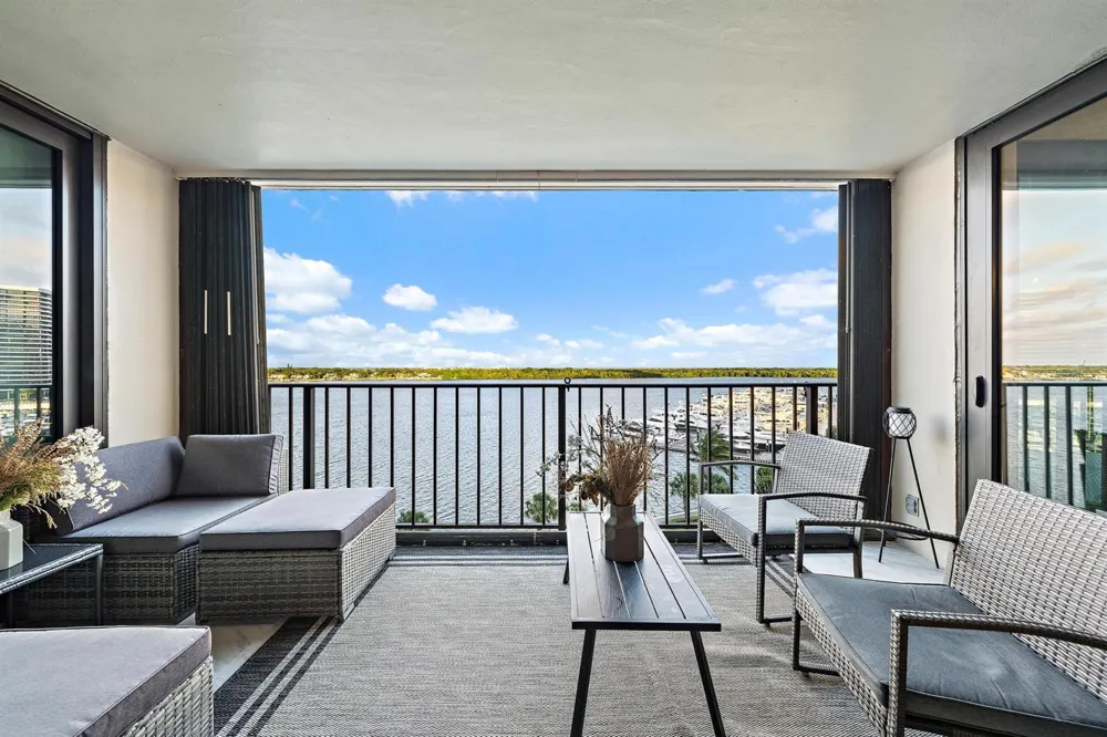 124 Lakeshore Drive #9290 North Palm Beach, FL 33408