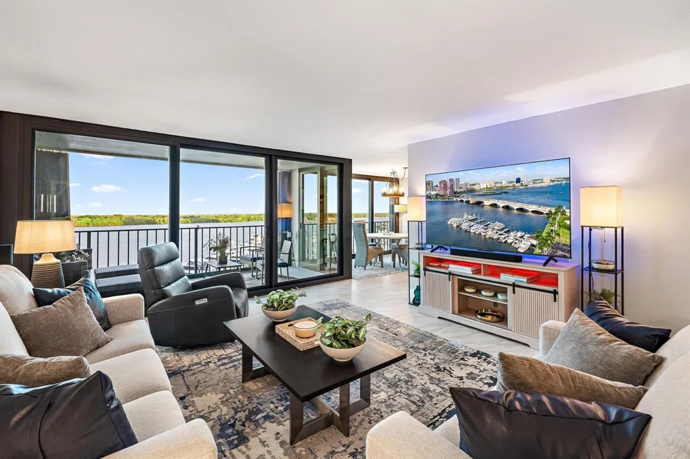 124 Lakeshore Drive #9290 North Palm Beach, FL 33408